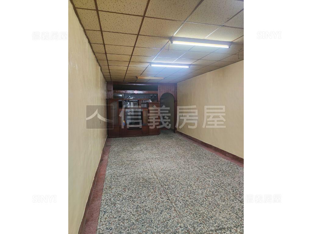 近宜欣社區臨路透天房屋室內格局與周邊環境