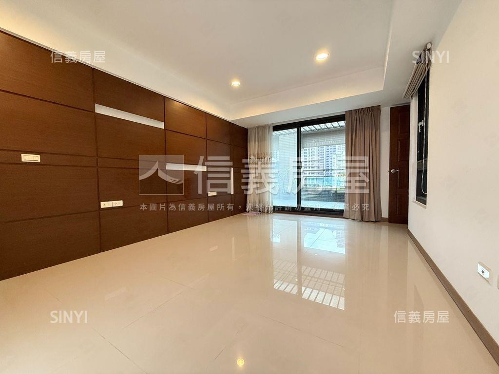 藝文景觀樓中樓豪邸房屋室內格局與周邊環境