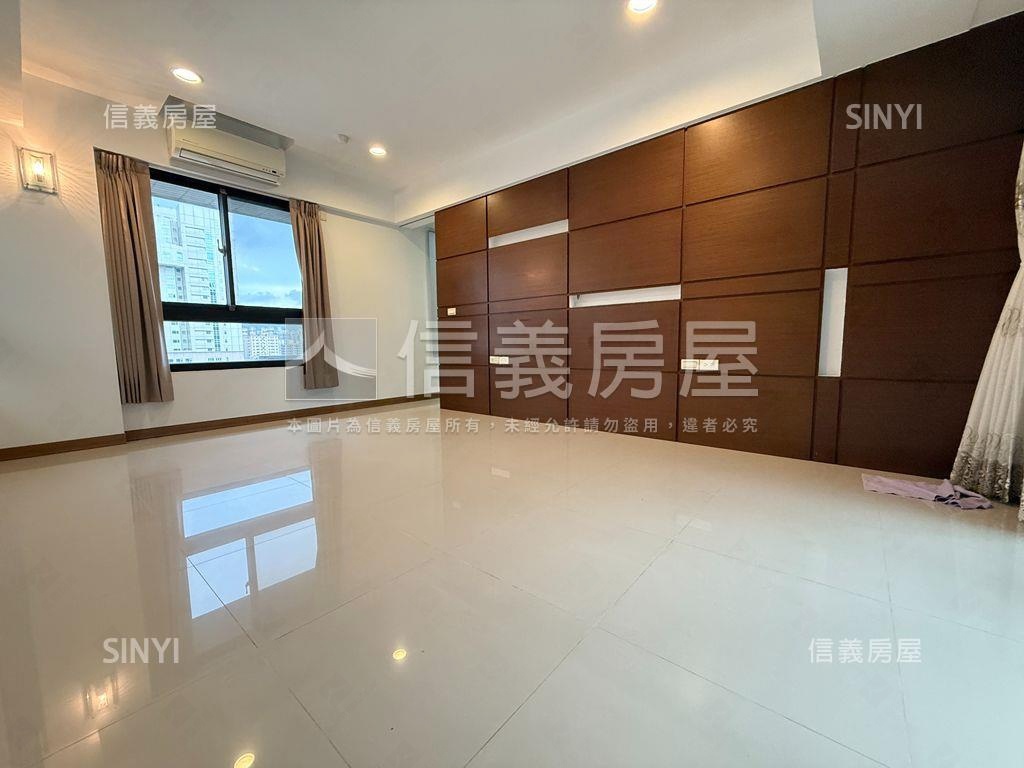 藝文景觀樓中樓豪邸房屋室內格局與周邊環境