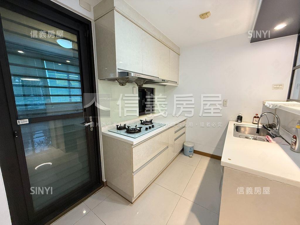 藝文景觀樓中樓豪邸房屋室內格局與周邊環境