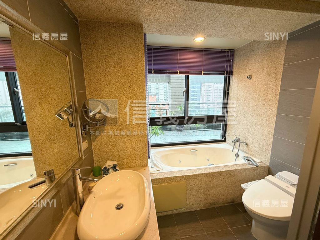 藝文景觀樓中樓豪邸房屋室內格局與周邊環境