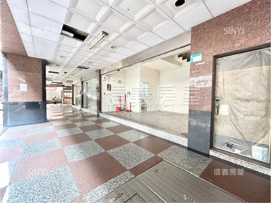 大面寬１＋２樓金店面房屋室內格局與周邊環境