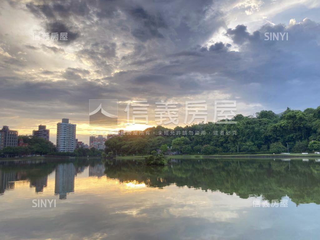 鄰碧湖★大面寬★黃金店面房屋室內格局與周邊環境