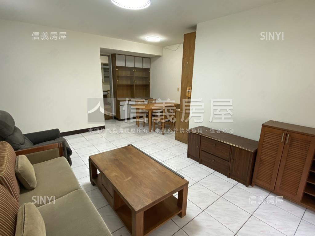 稀有低總價大空間房屋室內格局與周邊環境