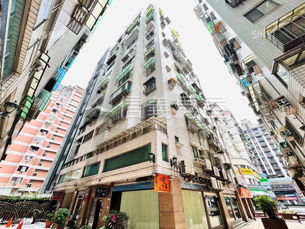 內湖捷運－稀有機能宅房屋室內格局與周邊環境