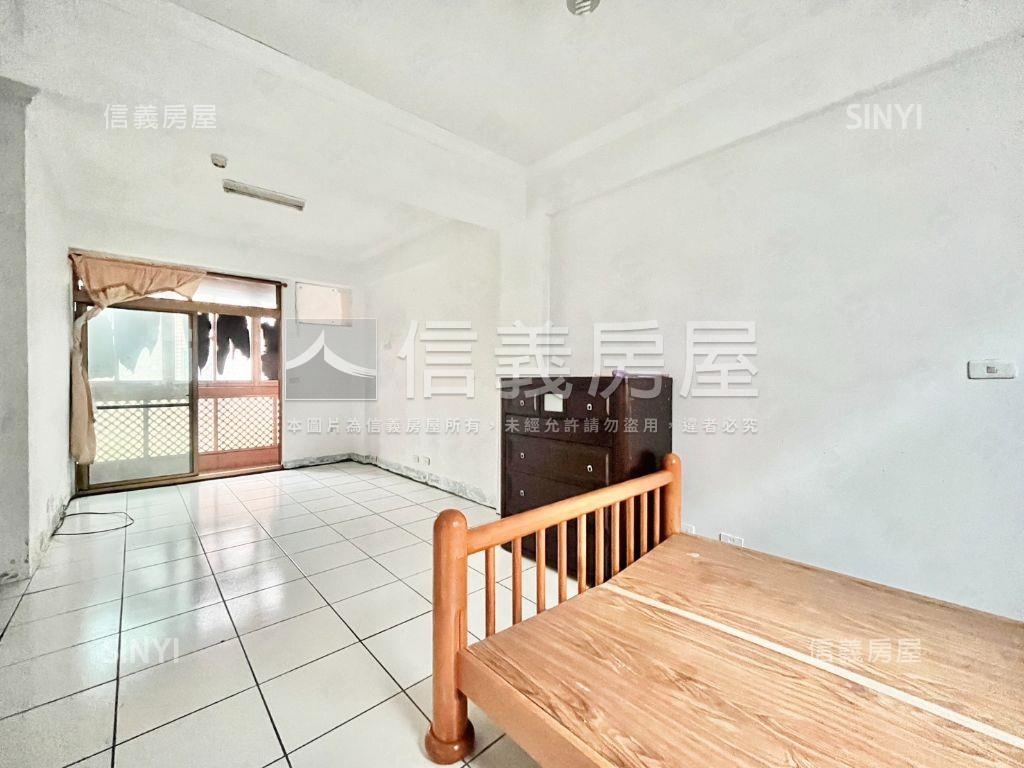 紅瓦厝～近市區四房別墅房屋室內格局與周邊環境