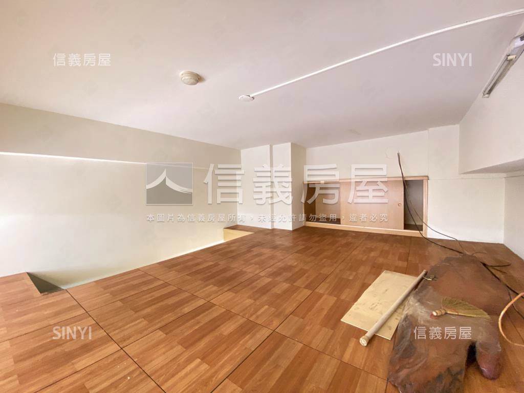 經國路黃金住店房屋室內格局與周邊環境