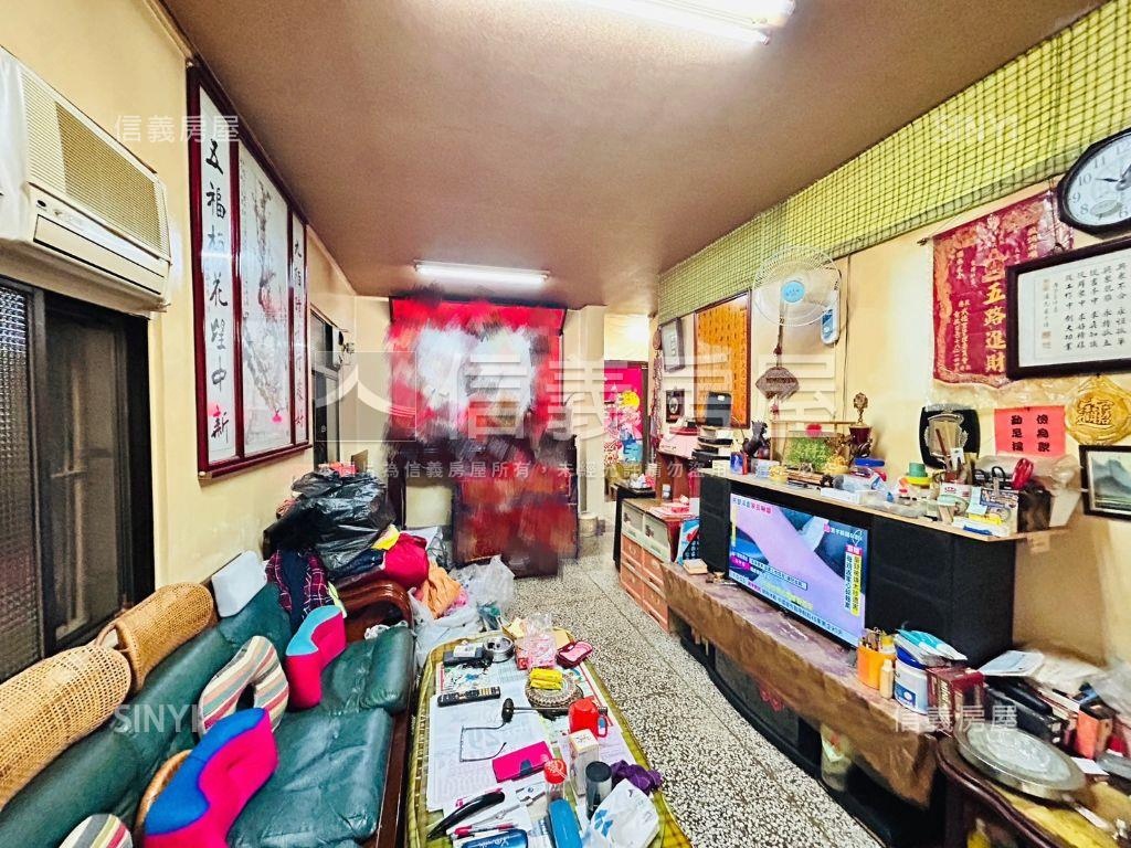 靜巷門口方便停車房屋室內格局與周邊環境