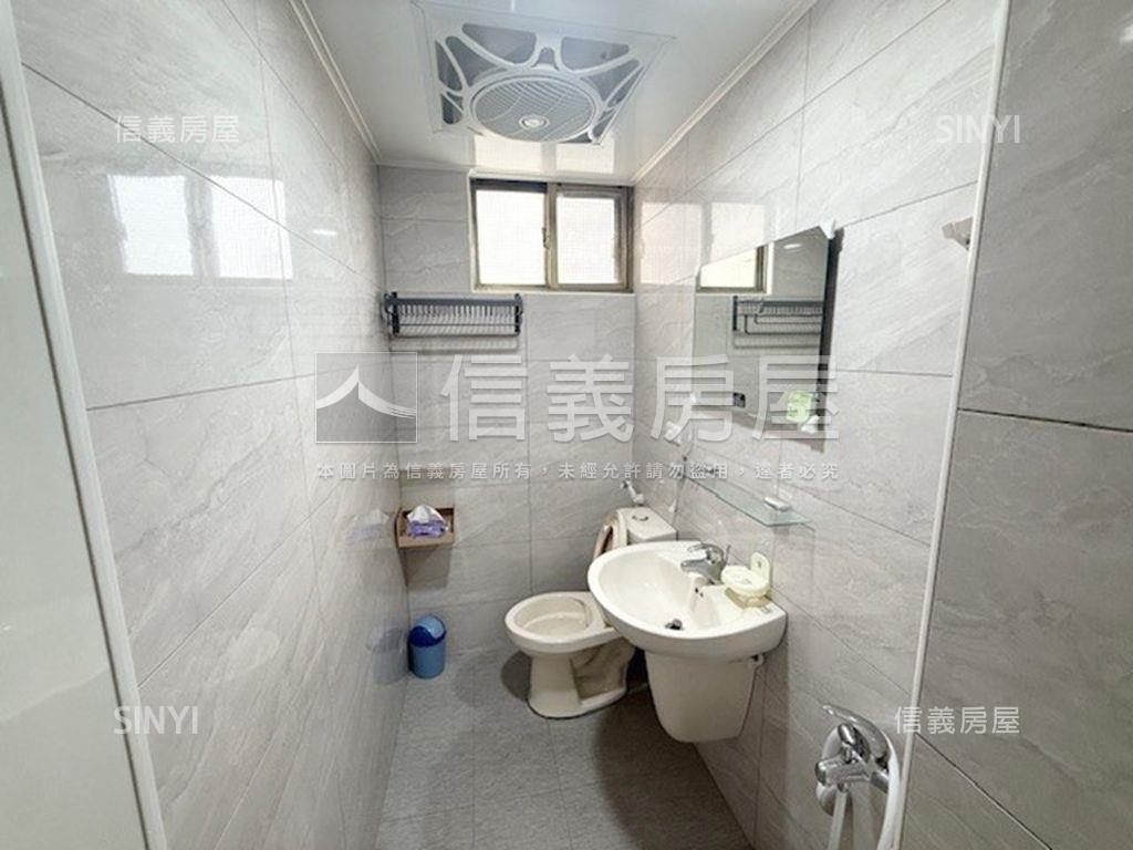 望族二期高樓邊間採光三房房屋室內格局與周邊環境