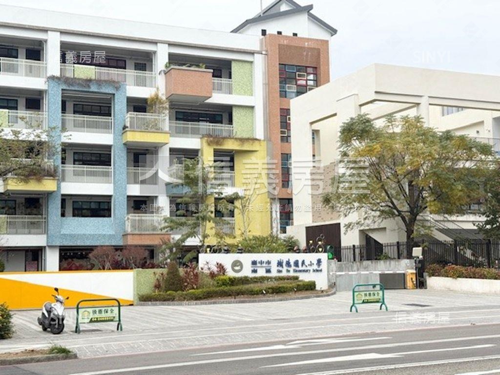 望族二期高樓邊間採光三房房屋室內格局與周邊環境