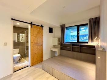 江子翠双盈美妝３房車