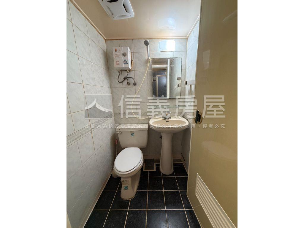 近五權車站１房有車位房屋室內格局與周邊環境