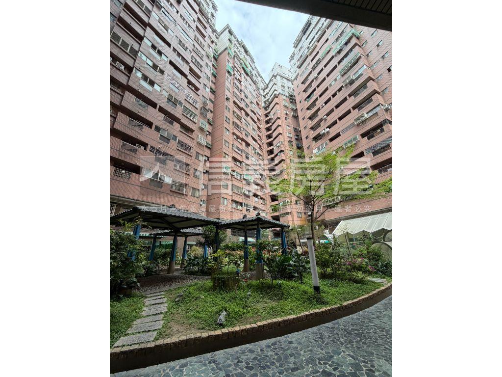 近五權車站１房有車位房屋室內格局與周邊環境