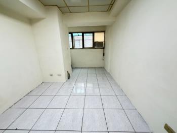 專任近國圖館１房１車位