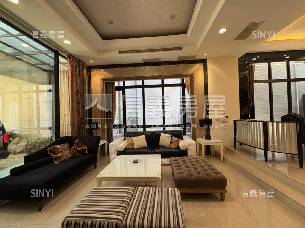 美術館電梯別墅房屋室內格局與周邊環境