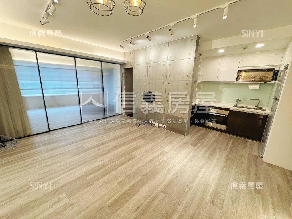 南京三民電梯兩房房屋室內格局與周邊環境