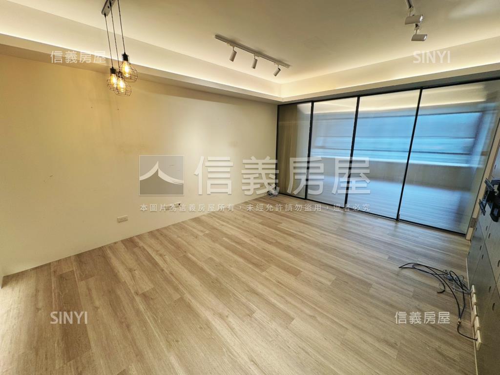 南京三民電梯兩房房屋室內格局與周邊環境
