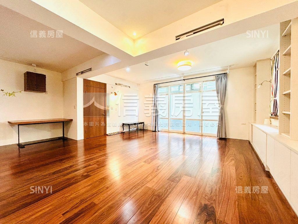 榮星面寬邊間方正美寓房屋室內格局與周邊環境