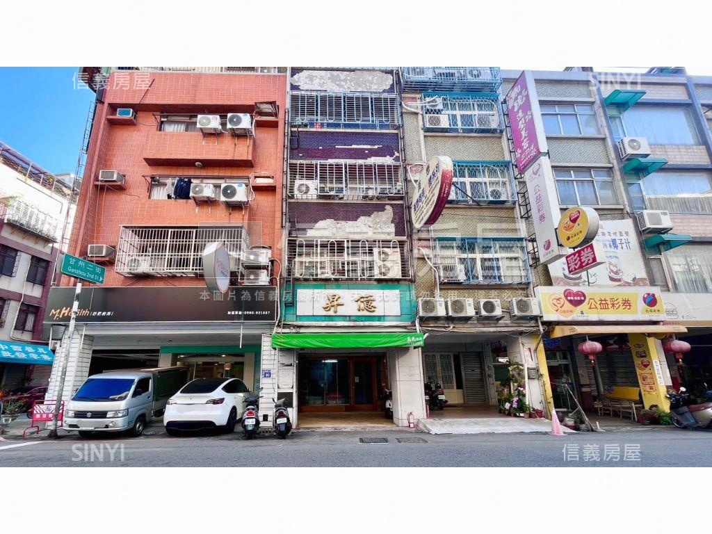 西屯路熱鬧吃市大地坪透店房屋室內格局與周邊環境