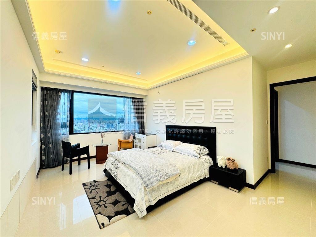 忠泰鋼骨極致景觀品味三房房屋室內格局與周邊環境