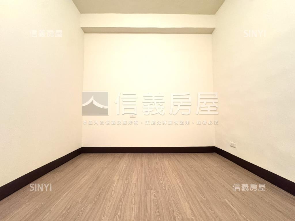 近立新國小全新整理美透天房屋室內格局與周邊環境