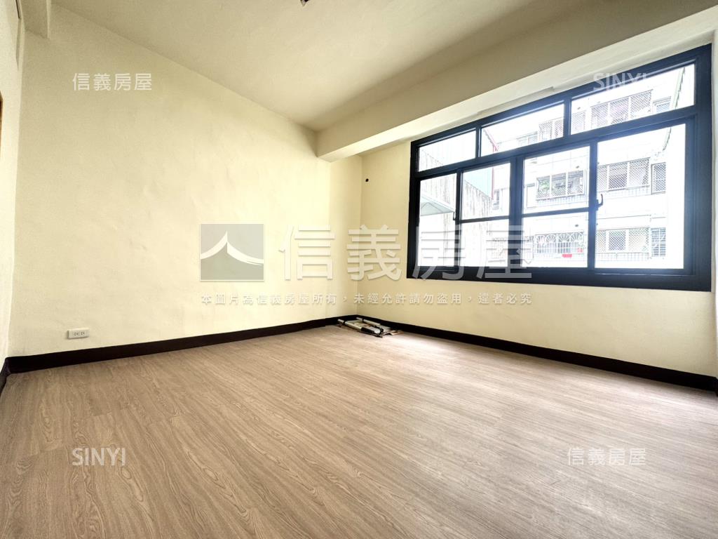 近立新國小全新整理美透天房屋室內格局與周邊環境