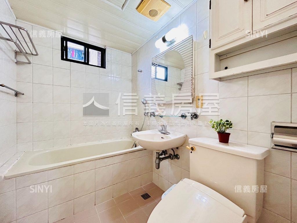 國泰★書香大第★邊間美邸房屋室內格局與周邊環境