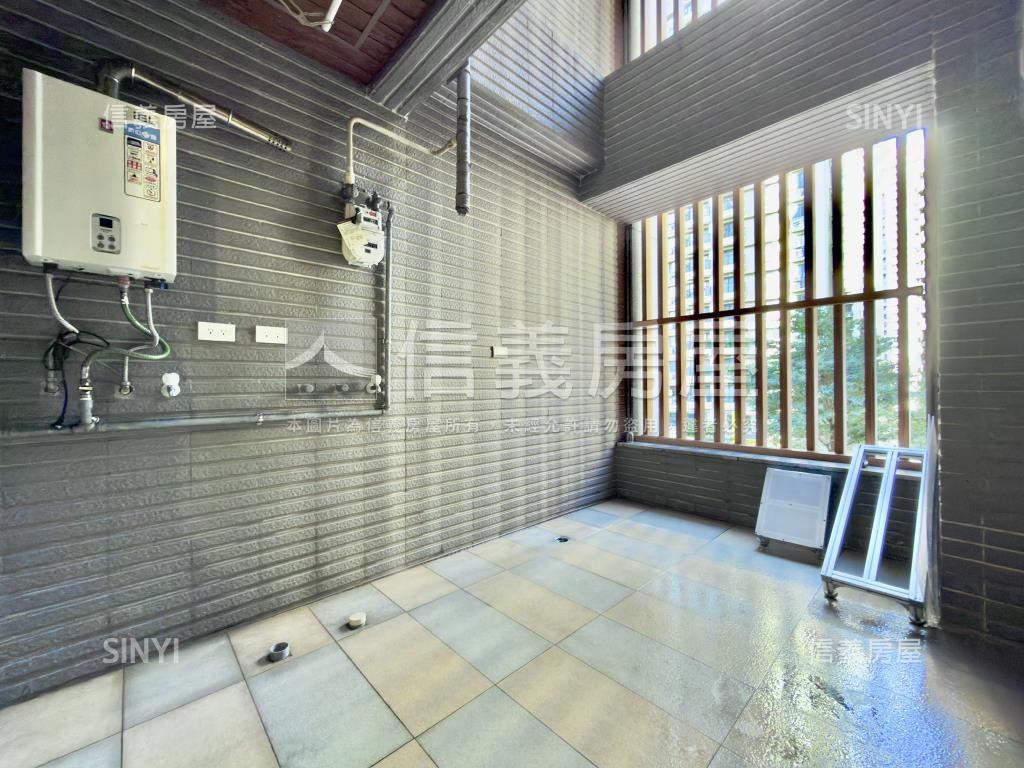 富堡晶都優雅露台戶房屋室內格局與周邊環境