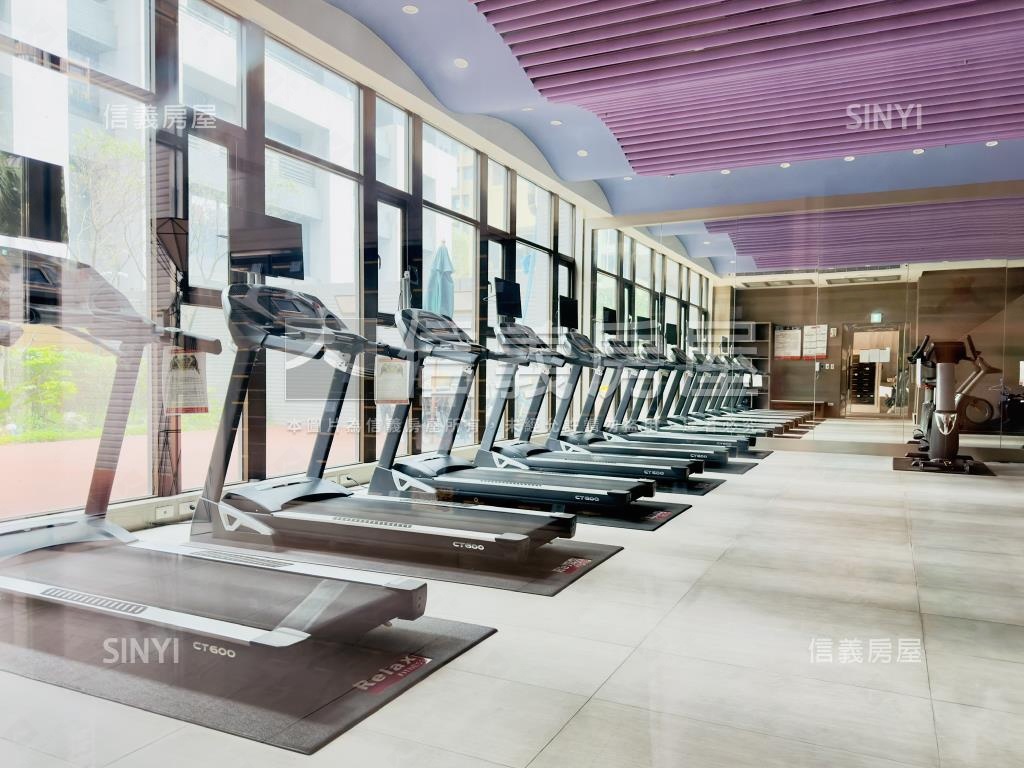 富堡晶都優雅露台戶房屋室內格局與周邊環境