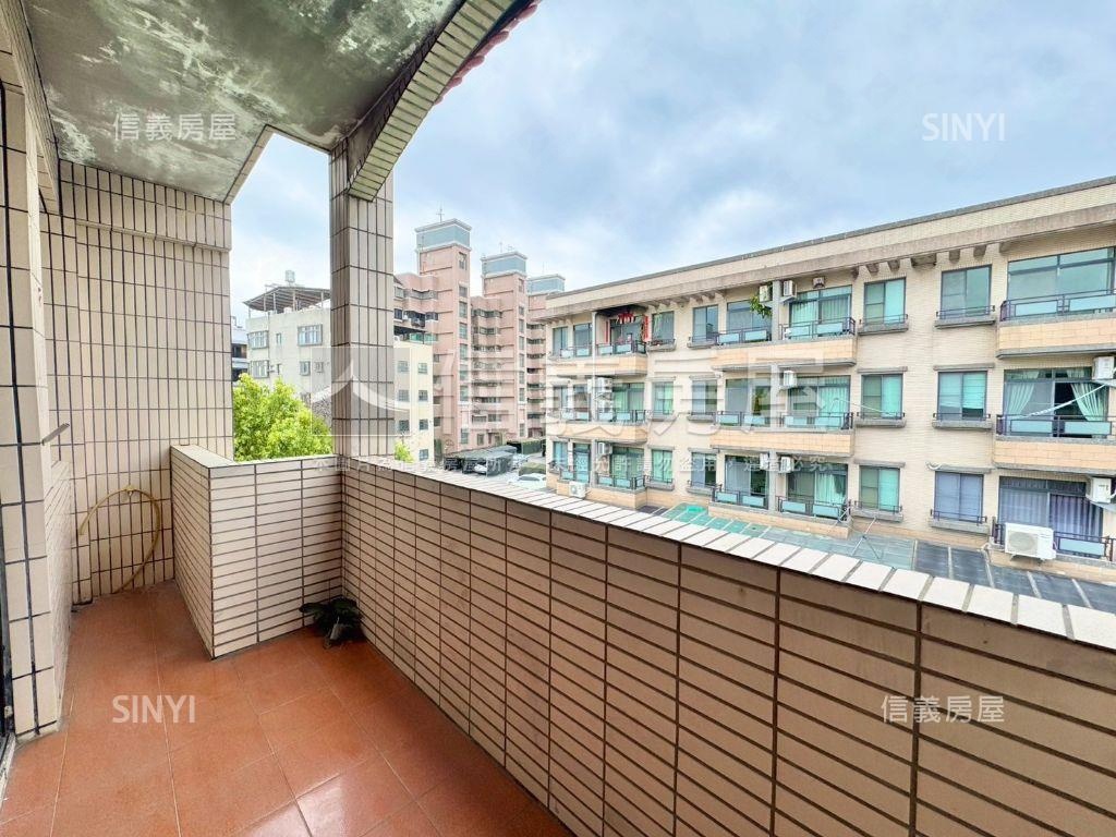 專永康邊間大地坪孝親墅房屋室內格局與周邊環境