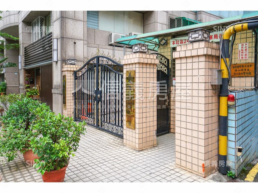 ★稀有高樓面公園三房車位房屋室內格局與周邊環境