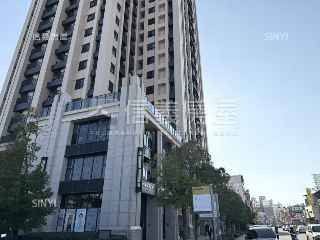 精武東路燙金店面房屋室內格局與周邊環境