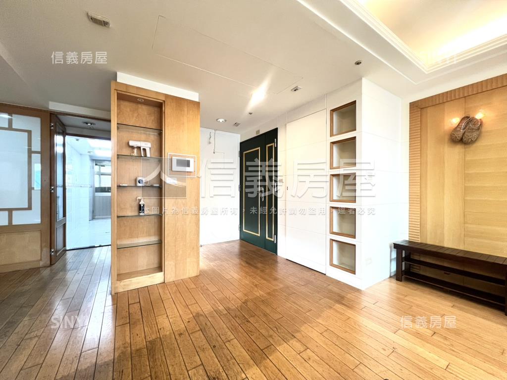 文化領袖·書香美四房車位房屋室內格局與周邊環境