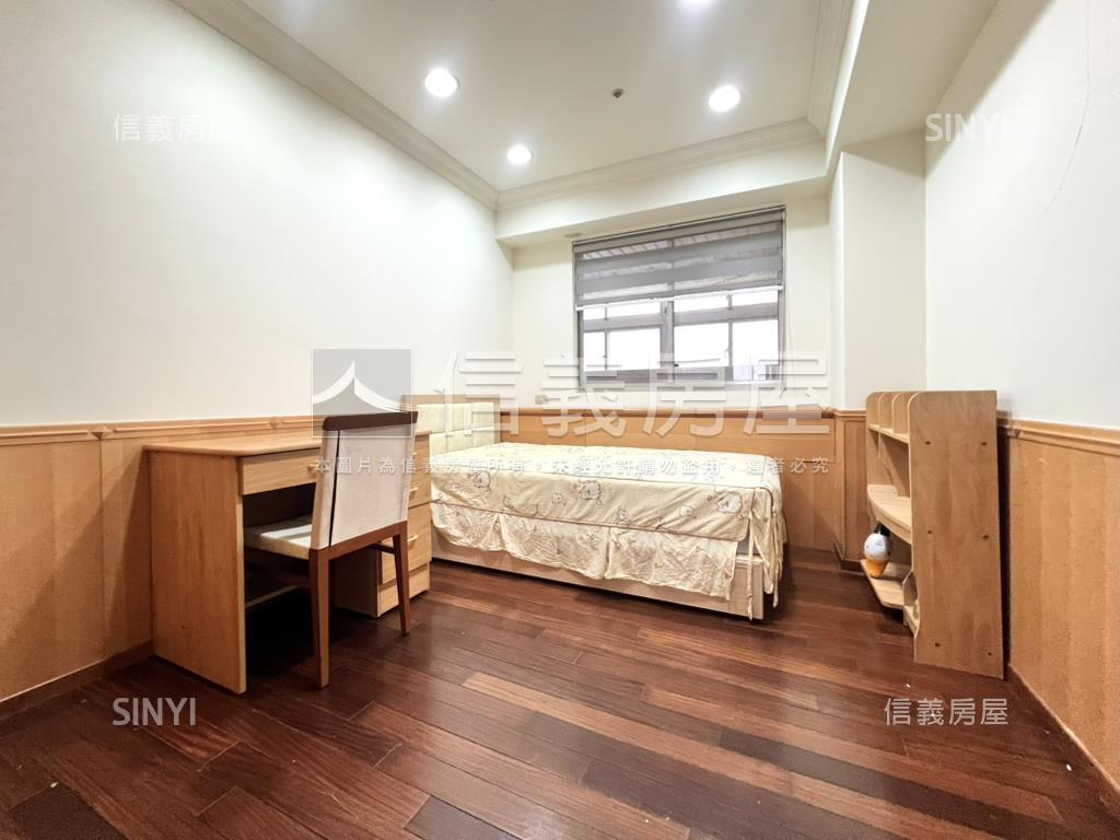 文化領袖·書香美四房車位房屋室內格局與周邊環境