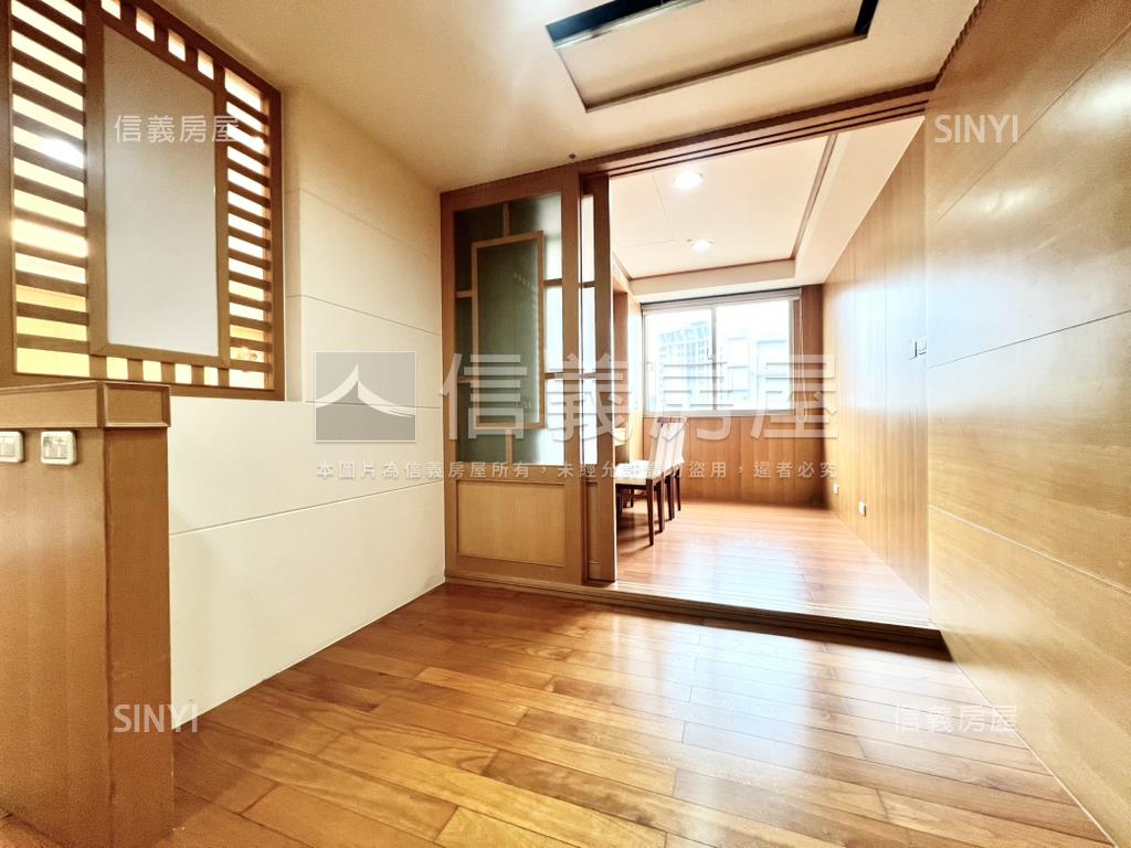 文化領袖·書香美四房車位房屋室內格局與周邊環境