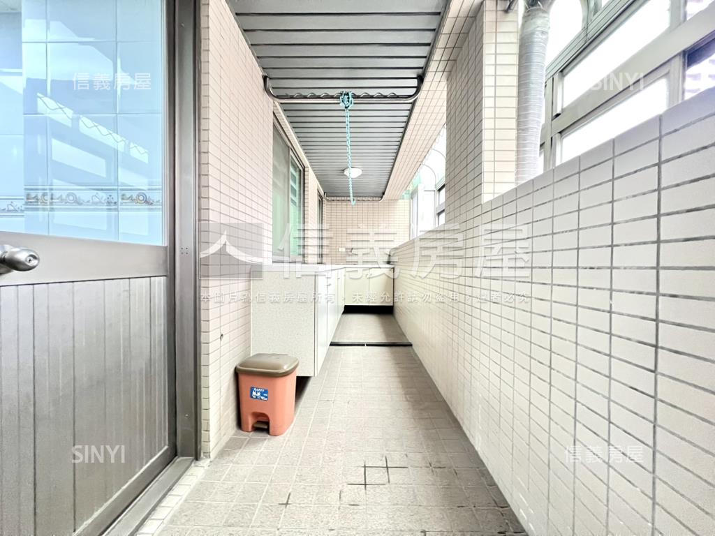 文化領袖·書香美四房車位房屋室內格局與周邊環境