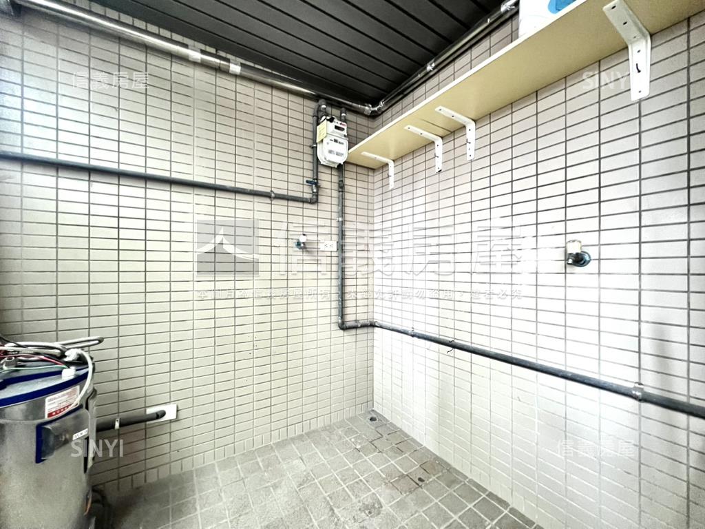 文化領袖·書香美四房車位房屋室內格局與周邊環境