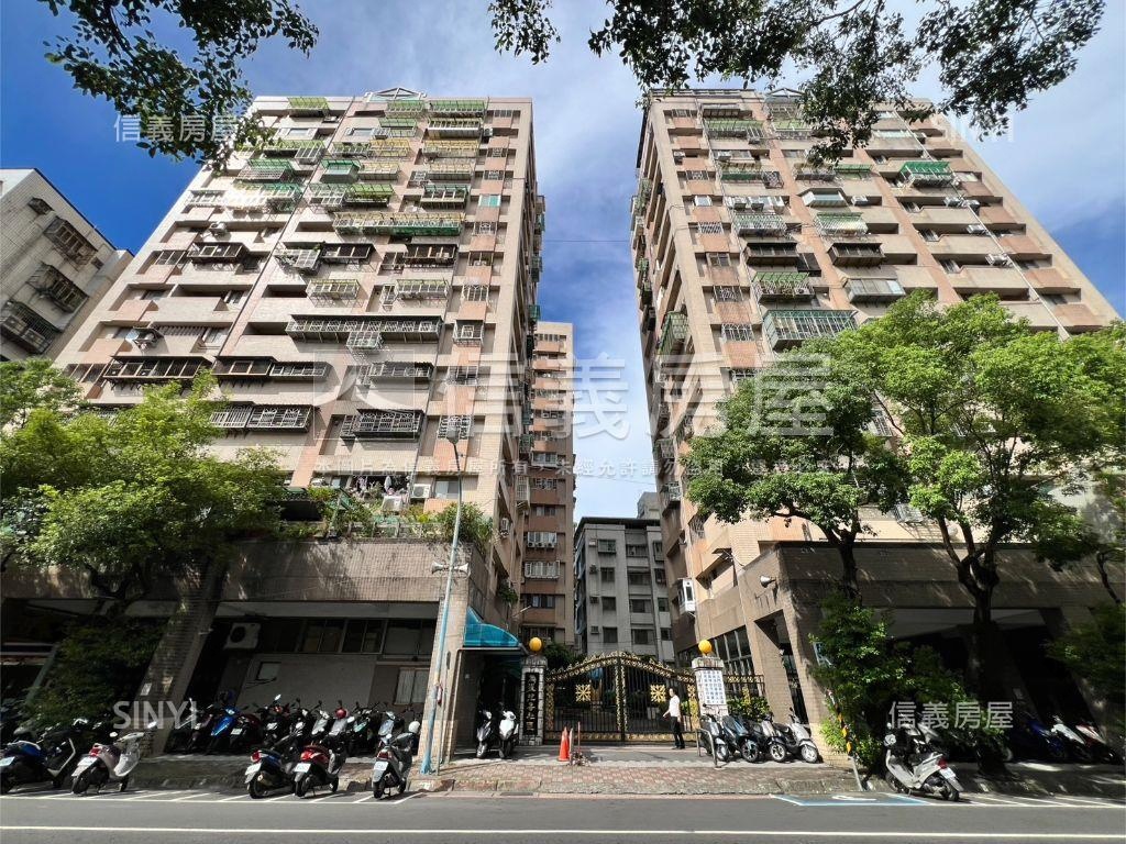 近日月光首購電梯兩房房屋室內格局與周邊環境