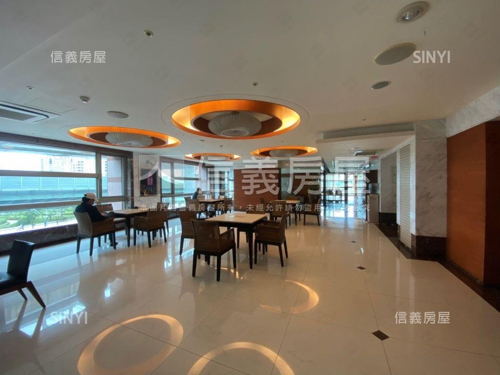 專任正隆麗池四房平面車位房屋室內格局與周邊環境