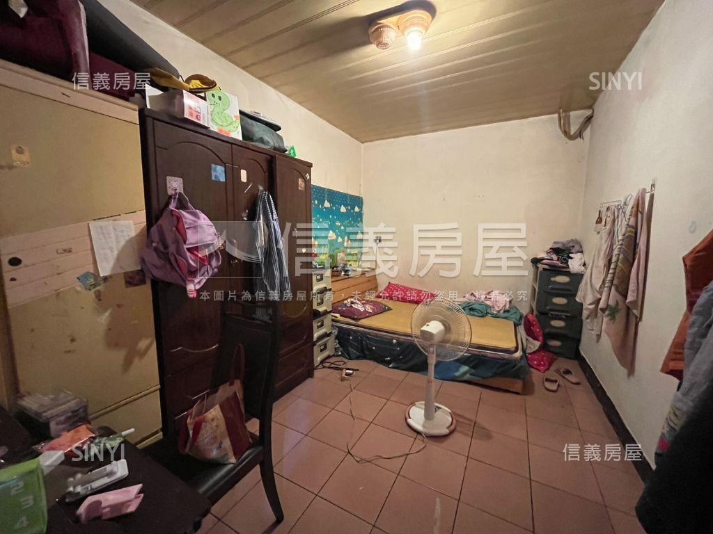 中山國小旁面寬一樓房屋室內格局與周邊環境