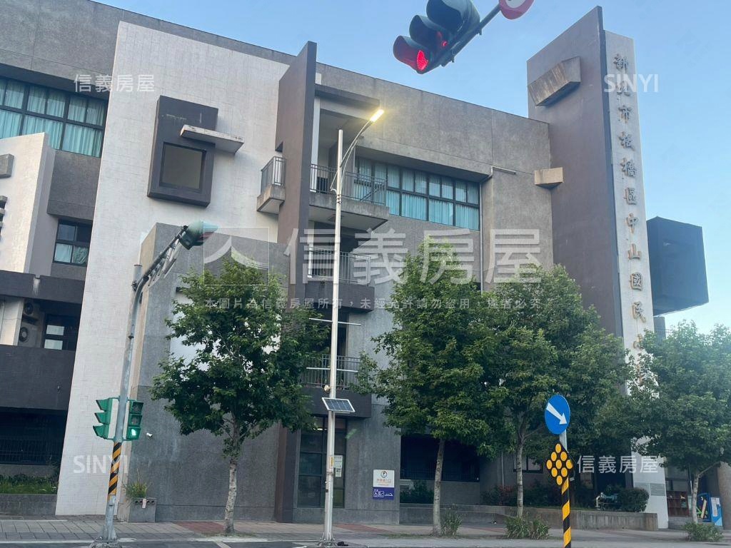 中山國小旁面寬一樓房屋室內格局與周邊環境