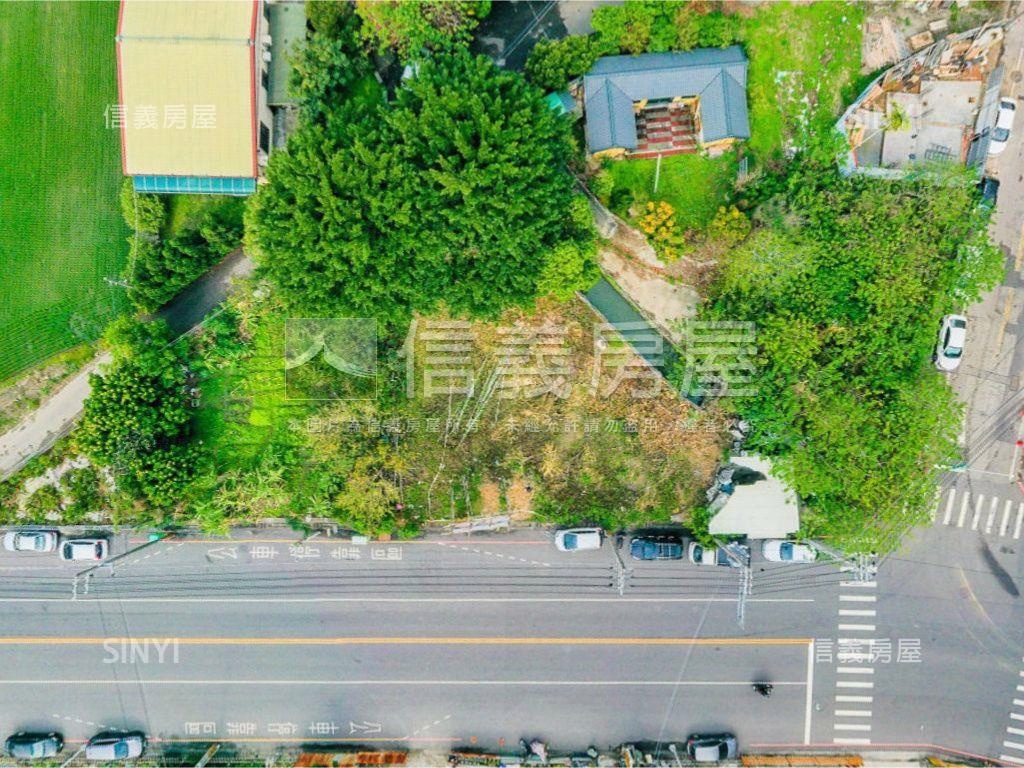 星巴克南屯忠勇路正對面房屋室內格局與周邊環境