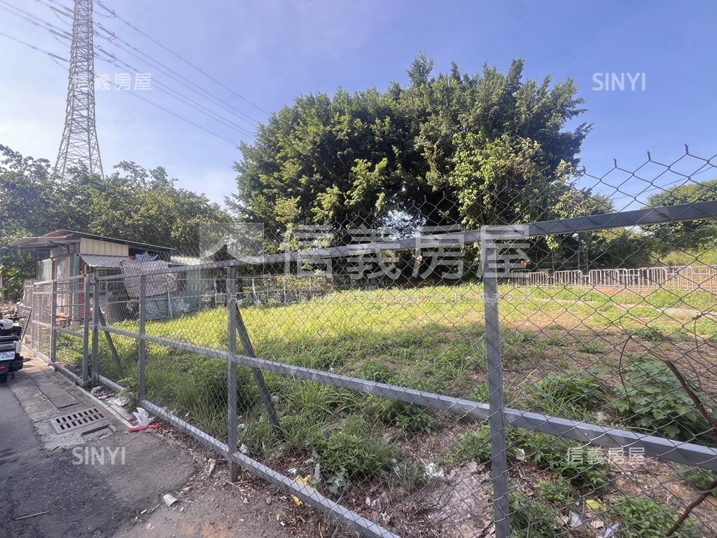 星巴克南屯忠勇路正對面房屋室內格局與周邊環境