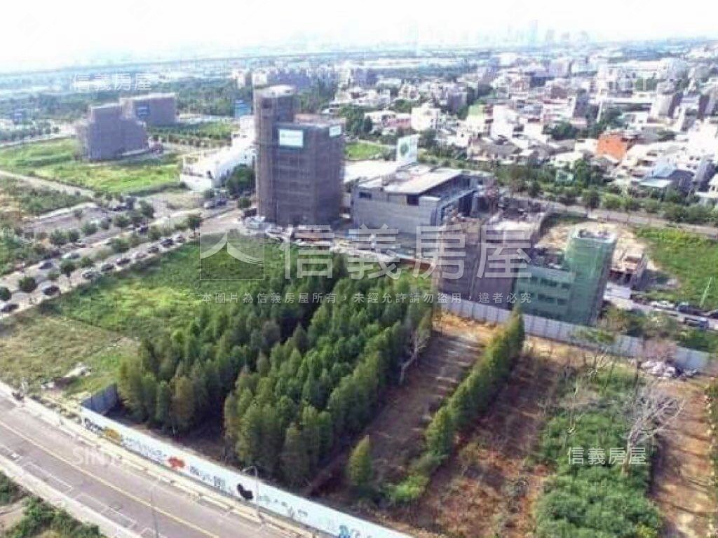 星巴克南屯忠勇路正對面房屋室內格局與周邊環境