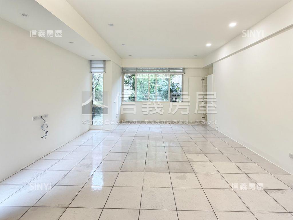 陽明山泉莊溫泉典雅別墅房屋室內格局與周邊環境