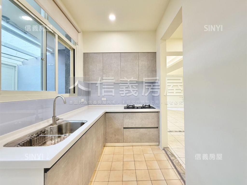 陽明山泉莊溫泉典雅別墅房屋室內格局與周邊環境