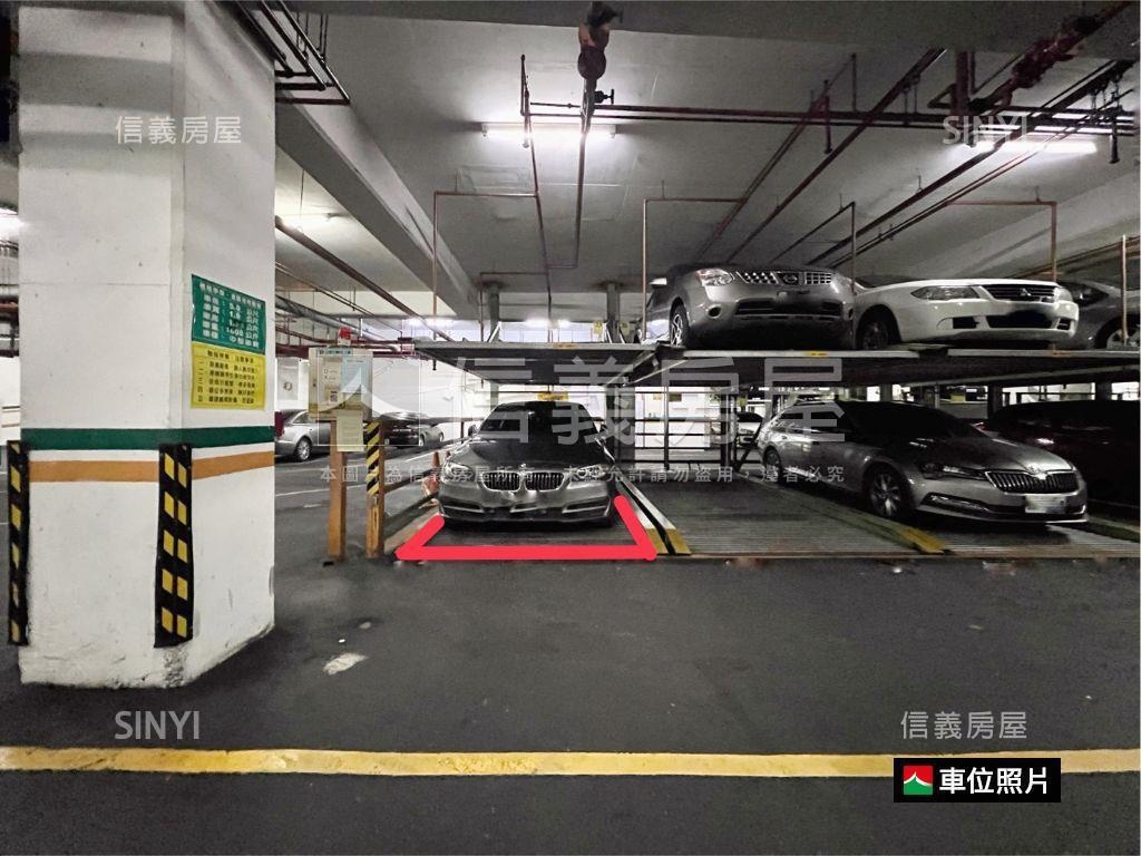 美術館精美採光四房車位房屋室內格局與周邊環境