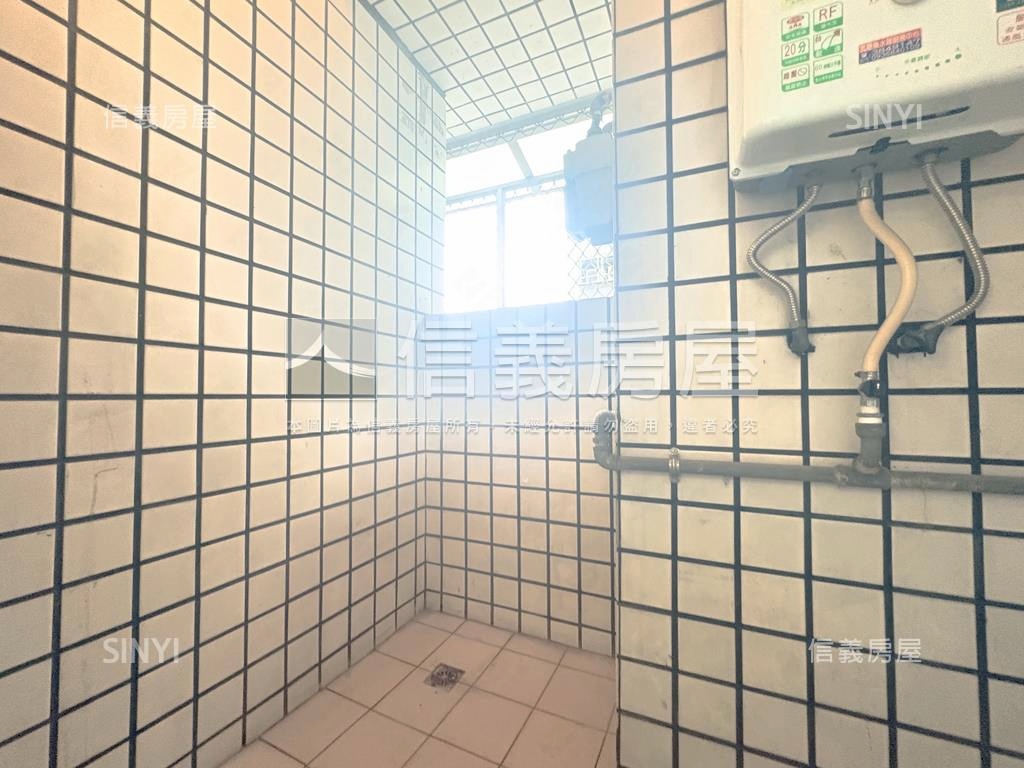 近高醫建工屋況棒２房房屋室內格局與周邊環境