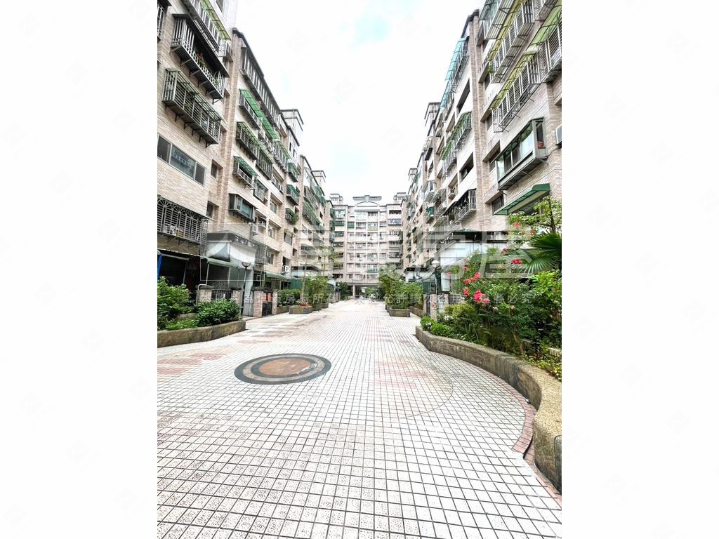 【敦化南麓】邊間三房房屋室內格局與周邊環境