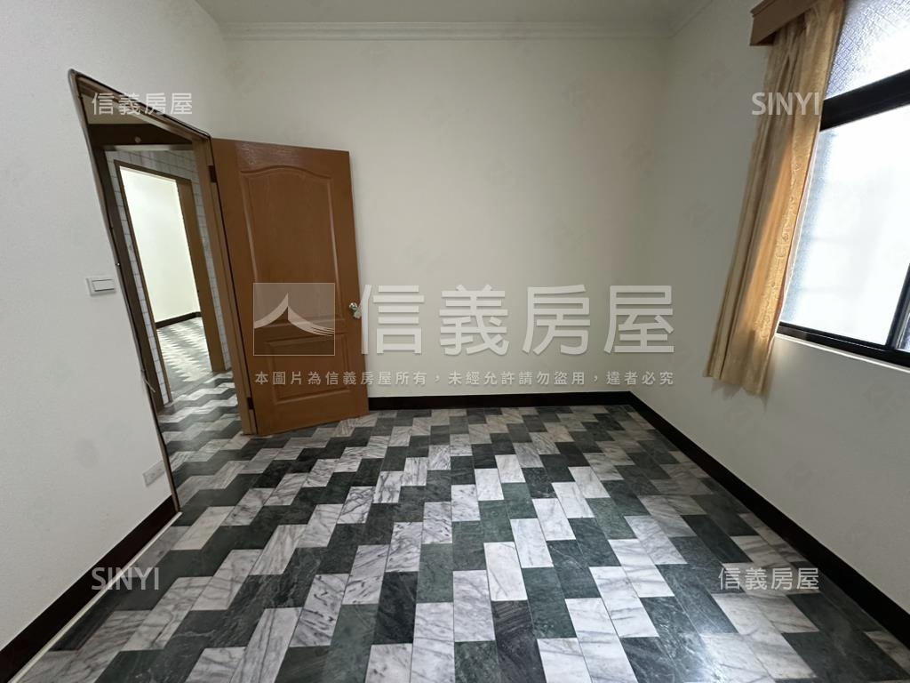 小碧潭捷運站旁美麗公寓房屋室內格局與周邊環境
